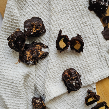 Töltött medjool datolya