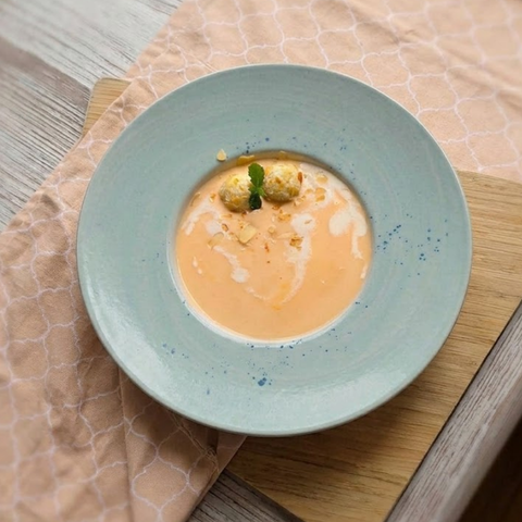Cantaloupe soup with cottage cheese dumplings