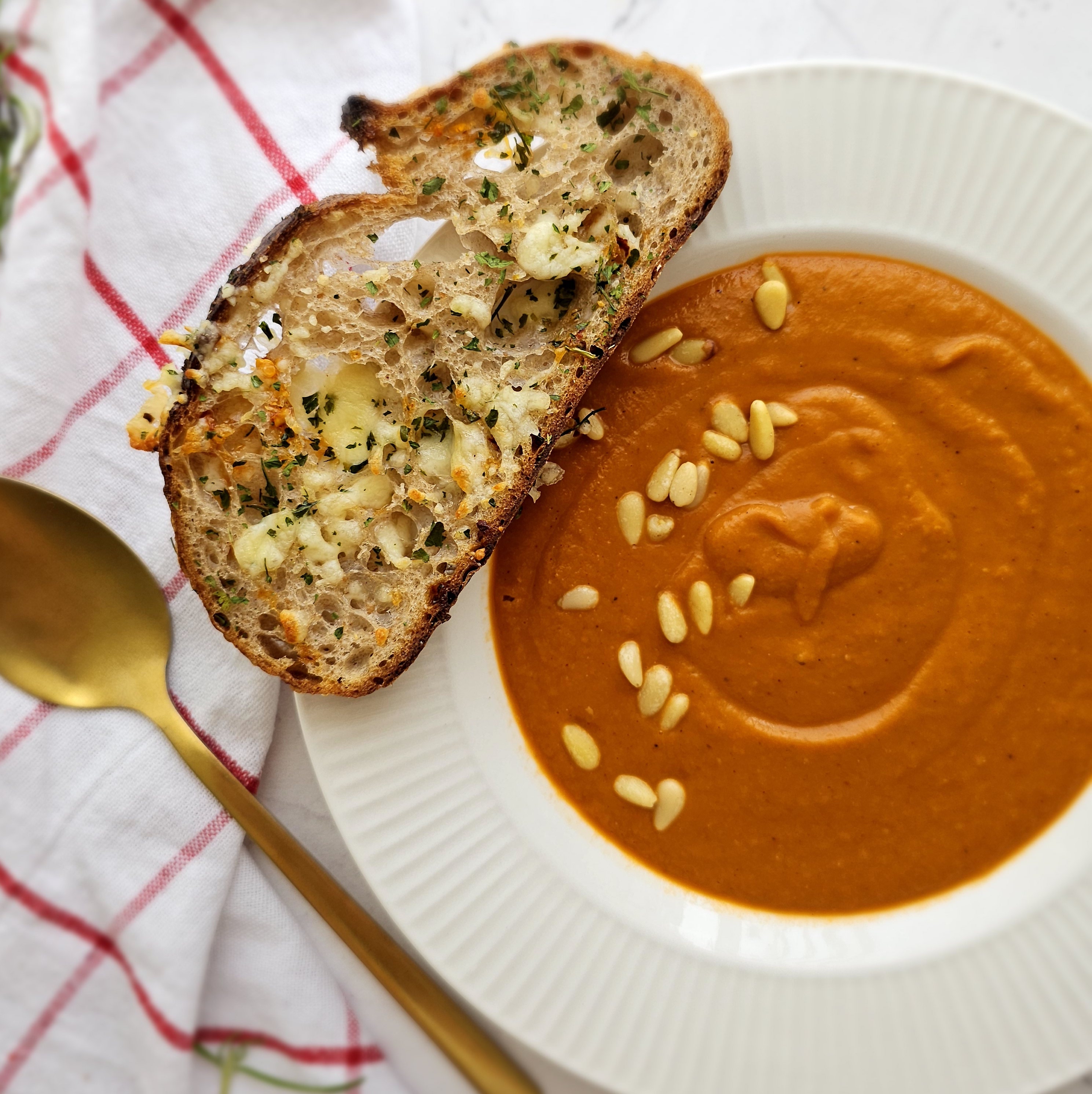 Teljesértékű paradicsomleves